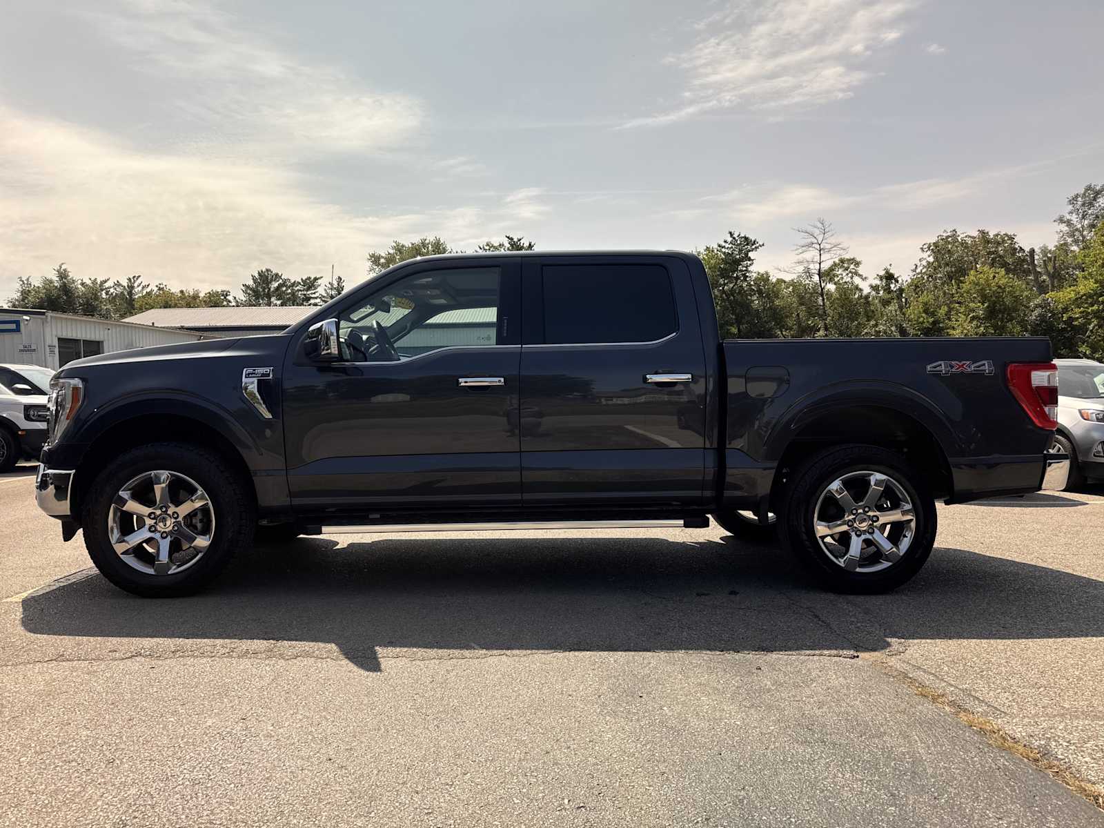 2022 Ford F-150 Lariat photo 8