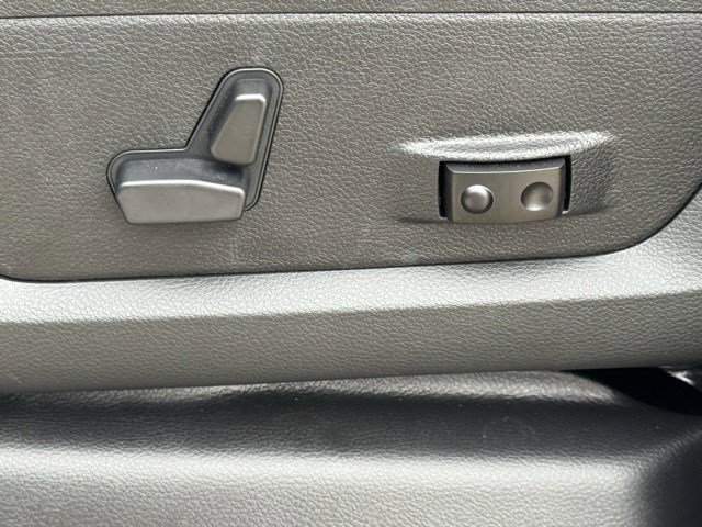 2026 Ram 2500 Big Horn photo 10