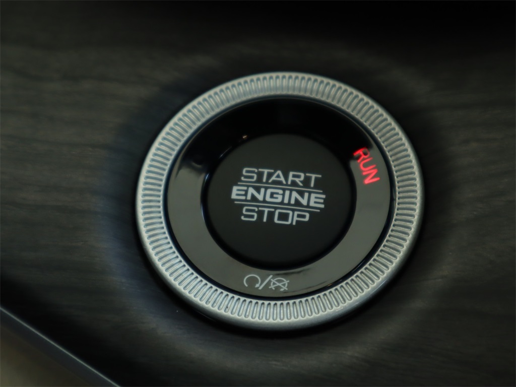 2023 Jeep Grand Cherokee Limited photo 14