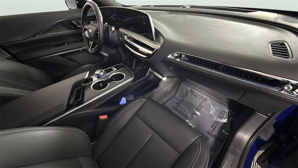 2024 Cadillac Lyriq Luxury photo 36