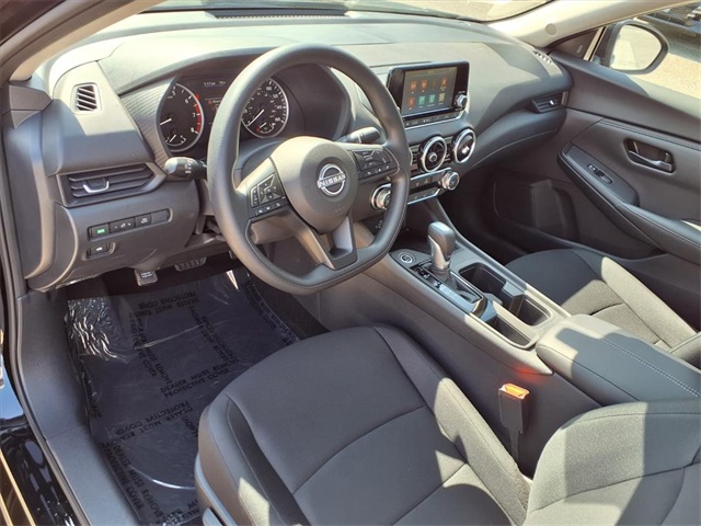 2025 Nissan Sentra S photo 12