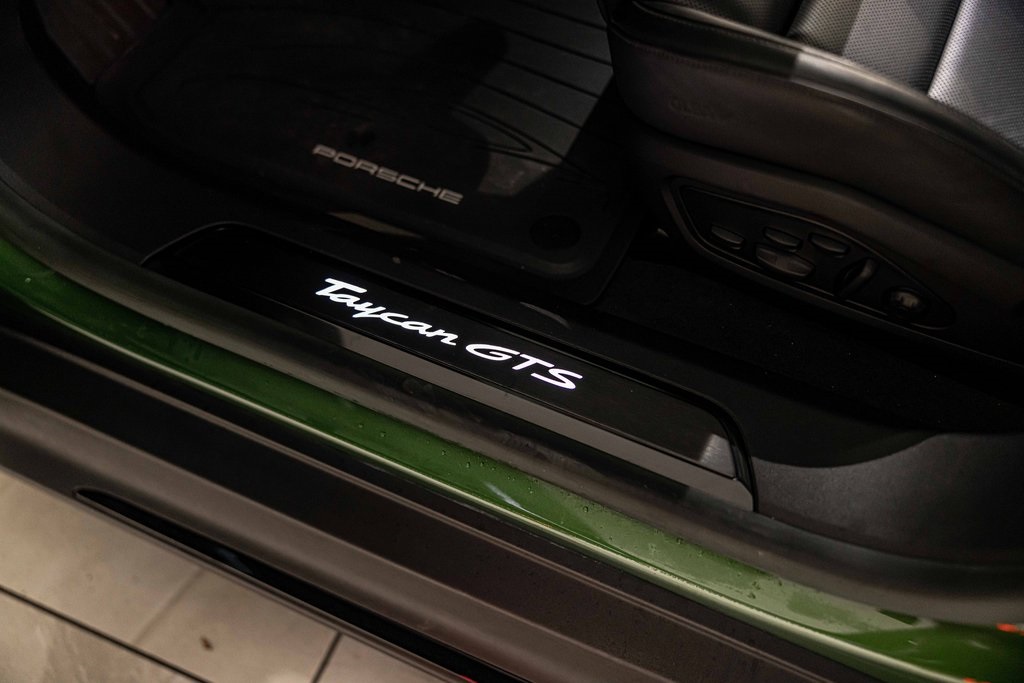 2023 PORSCHE TAYCAN - Image 23