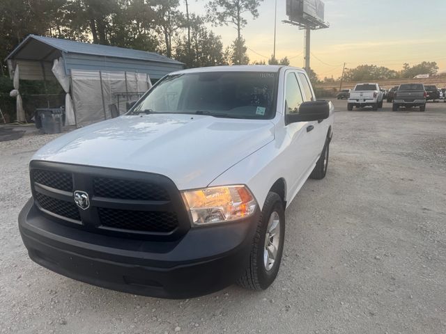 2020 Ram 1500 Classic Tradesman photo 2