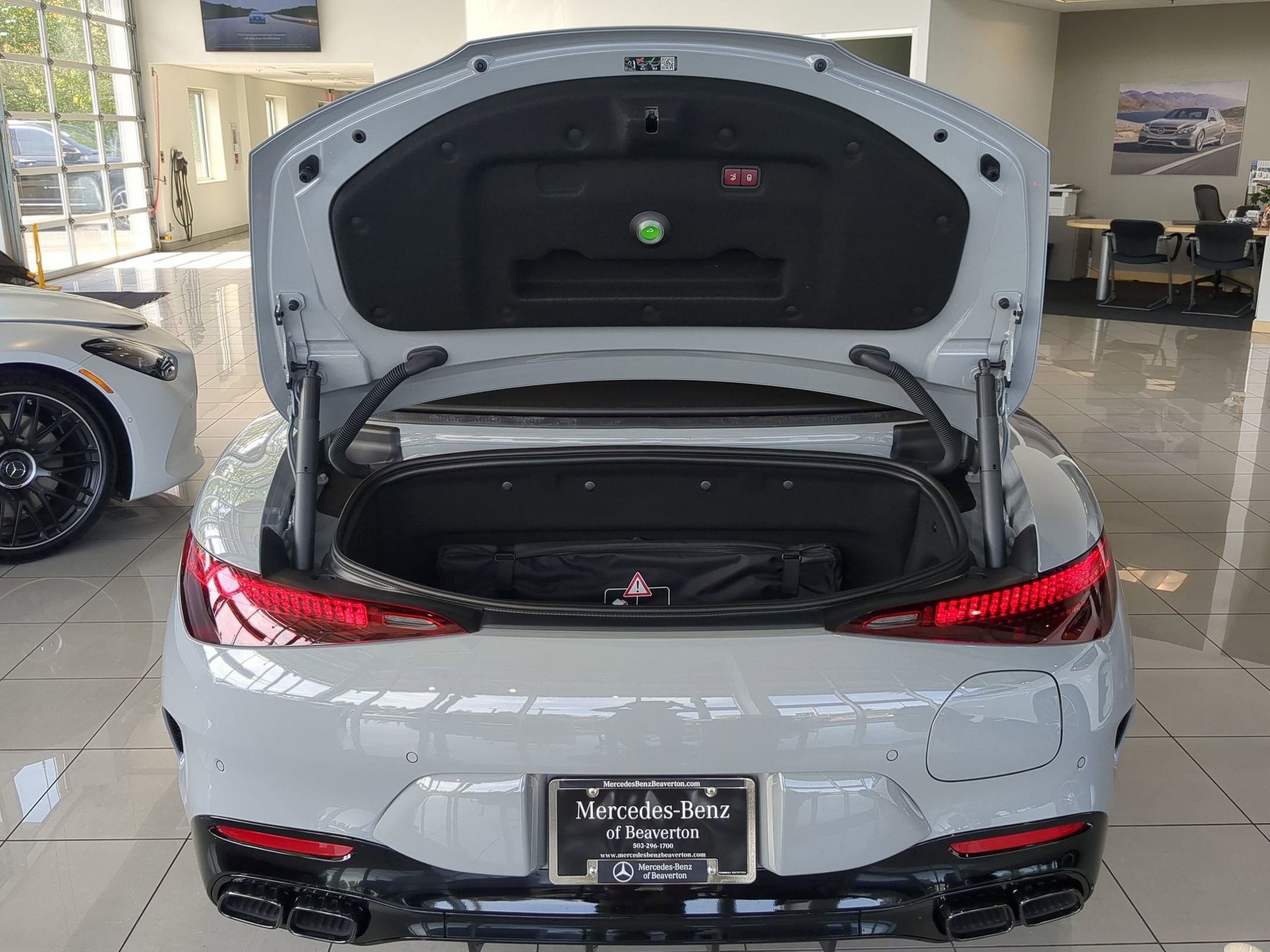 2025 Mercedes Benz SL AMG 63 photo 25