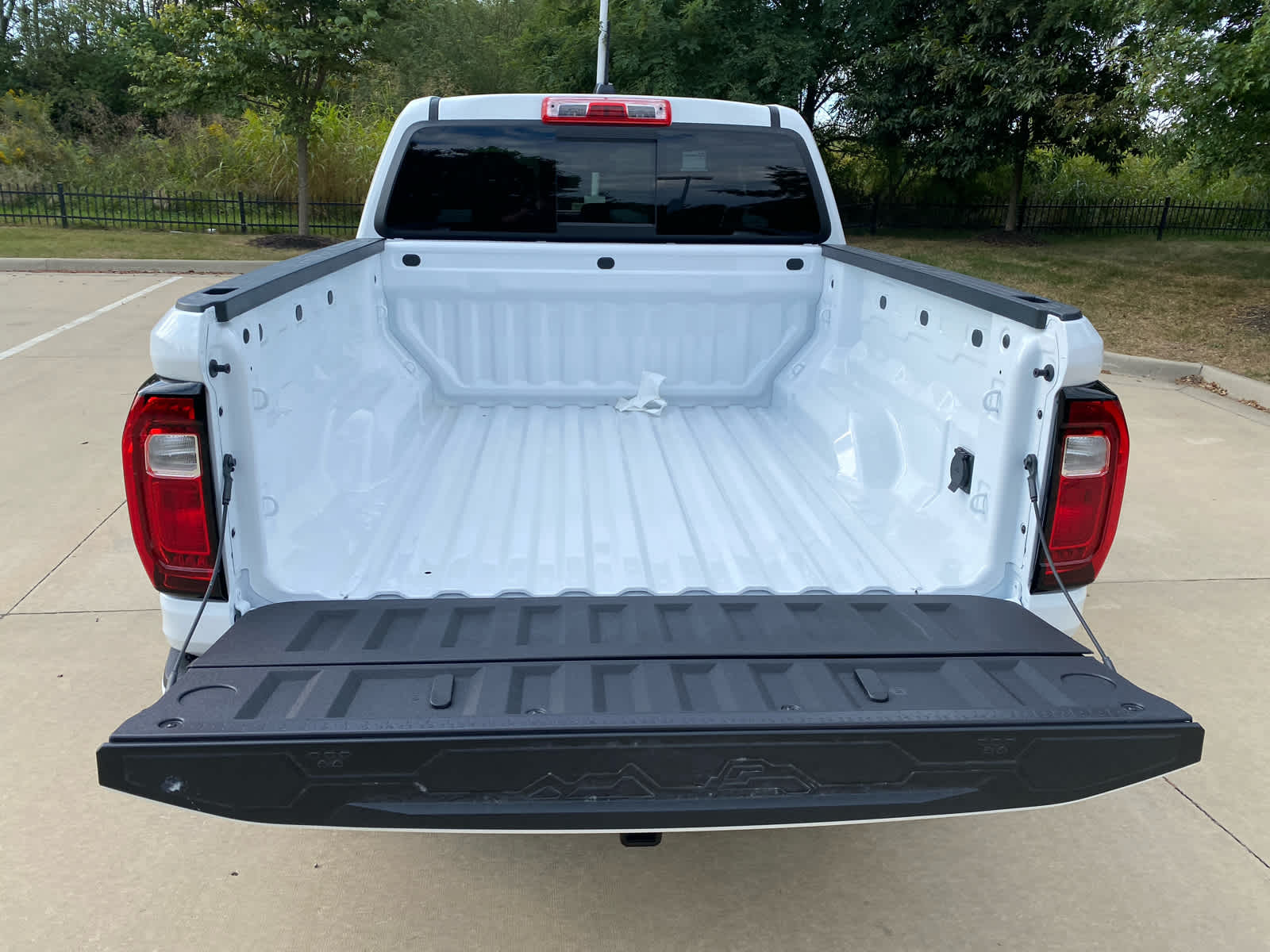2026 Gmc Canyon AT4 photo 27