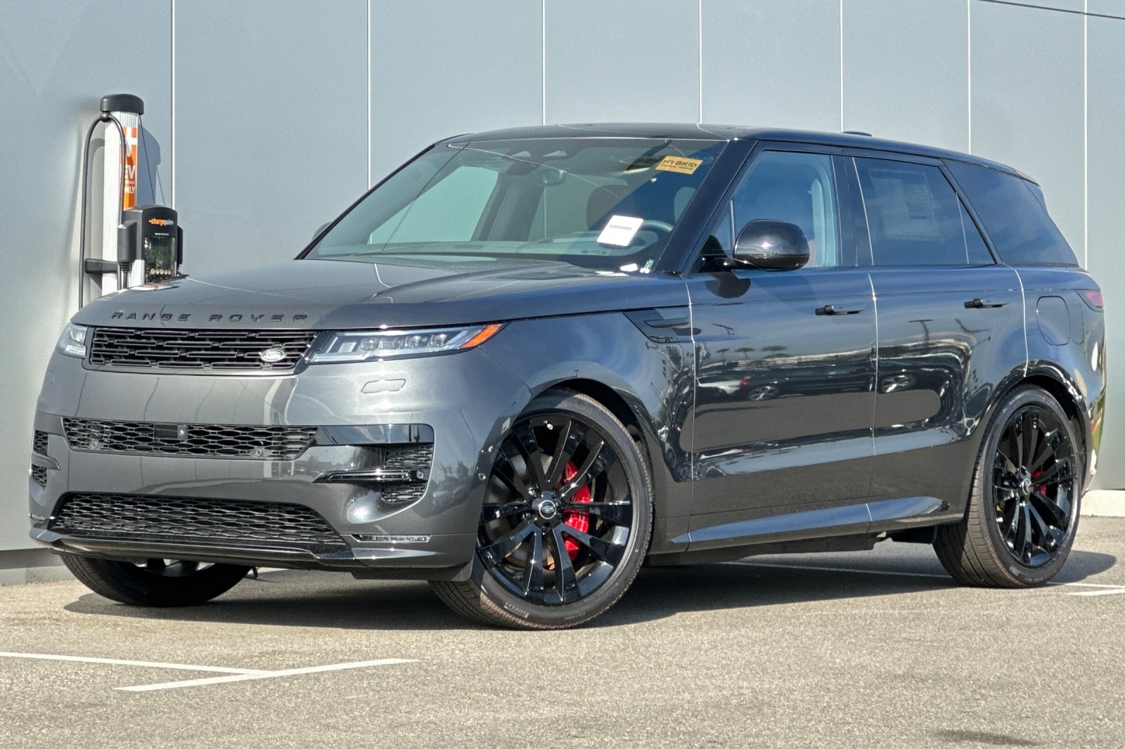2025 Land Rover Range Rover Sport Dynamic SE's photo