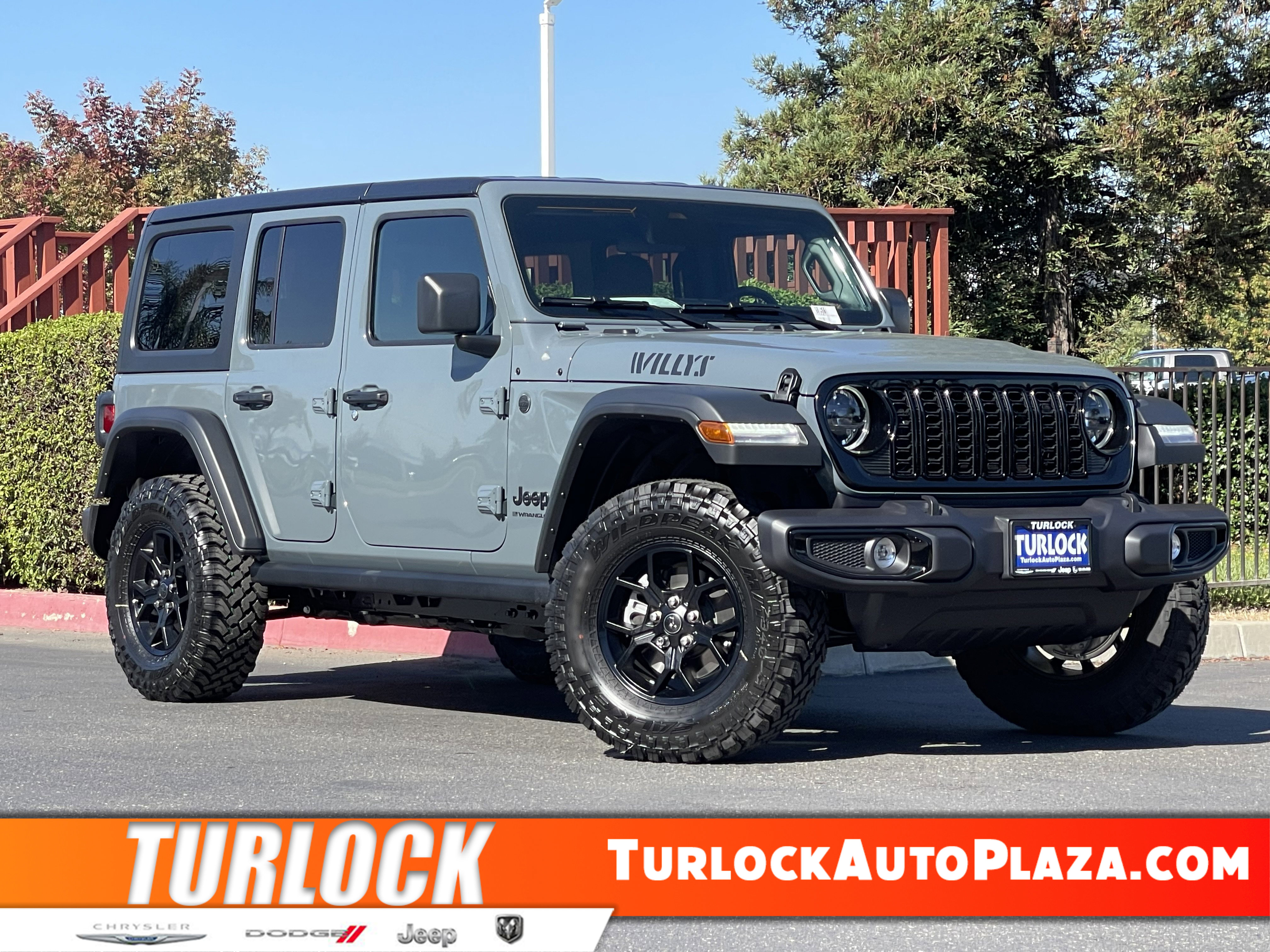 2026 Jeep Wrangler 4-Door Willys's photo