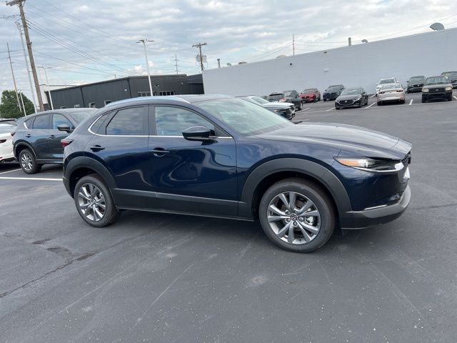 2025 Mazda CX-30 2.5 S Preferred photo 2