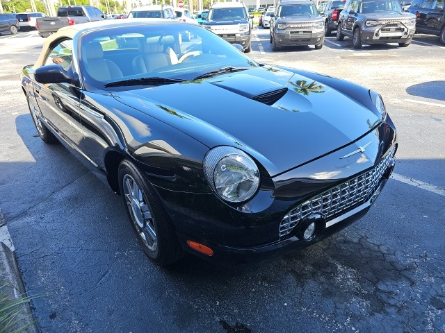 2005 Ford Thunderbird Base photo 2