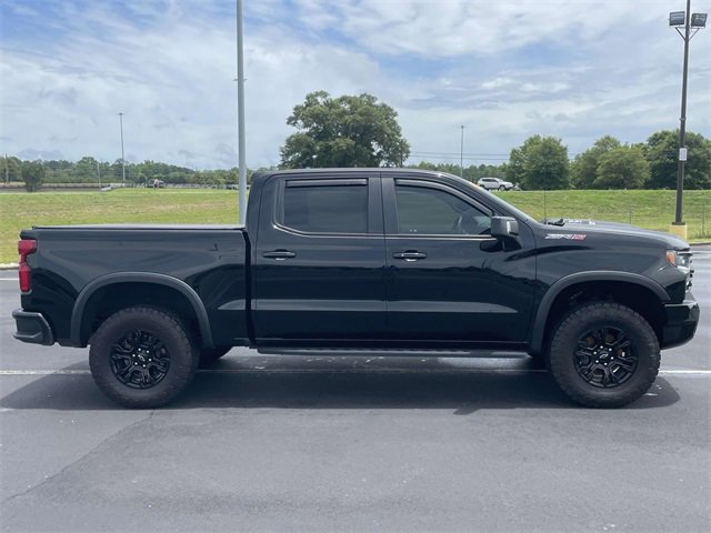 2023 Chevrolet Silverado 1500 ZR2 photo 2