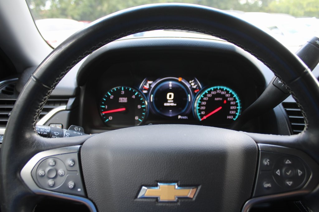 2019 Chevrolet Suburban 1500 Premier photo 35