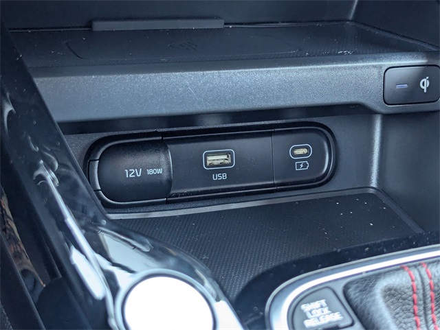 2024 Kia Soul GT-Line photo 17