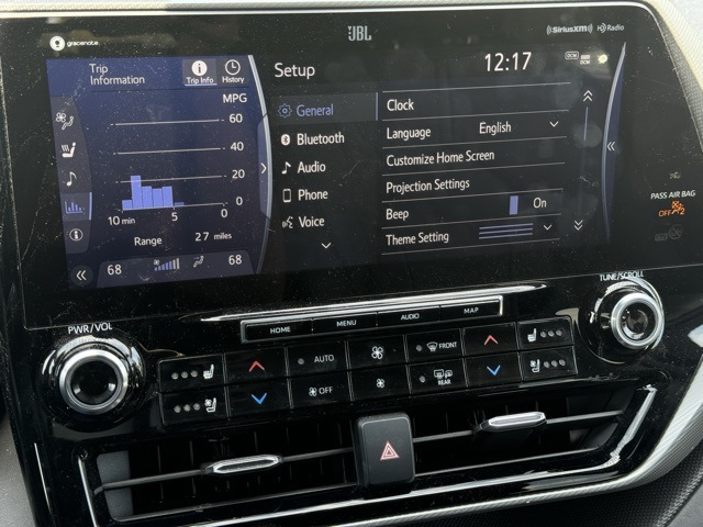 2021 Toyota Highlander Platinum photo 24