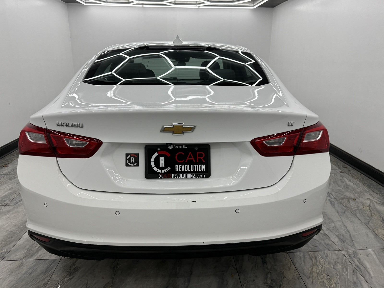 2024 Chevrolet Malibu 1LT photo 3