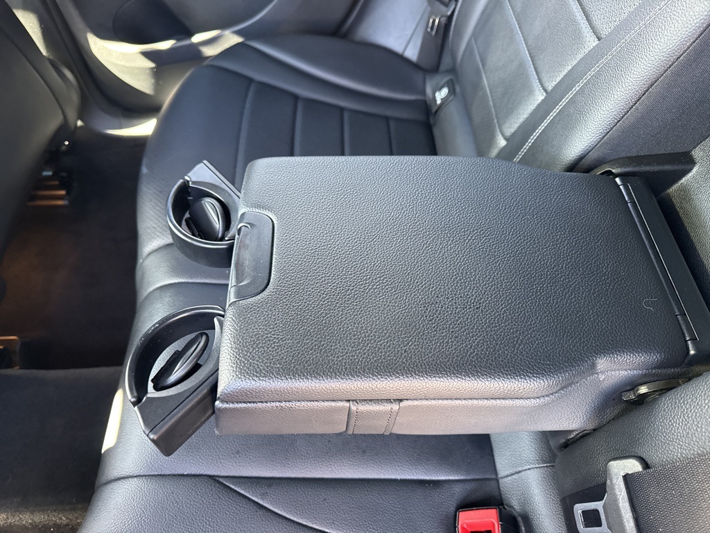 2018 Mercedes Benz GLC 300 4MATIC photo 36
