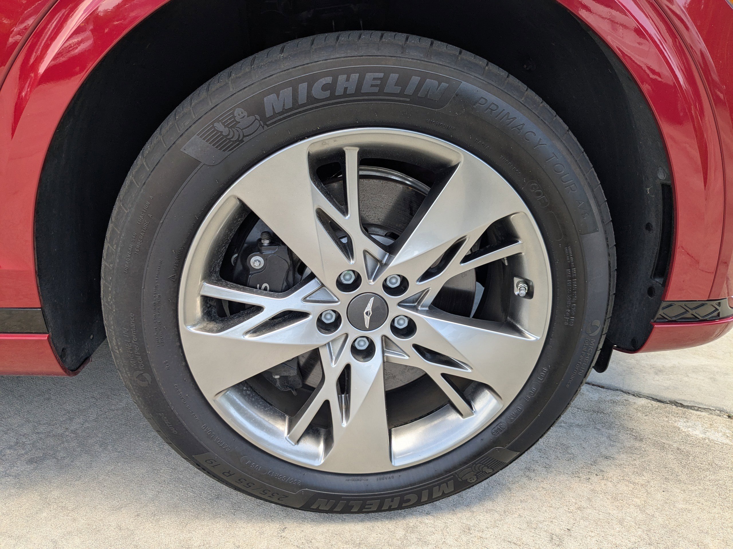 2024 Genesis GV70 3.5T Sport photo 9