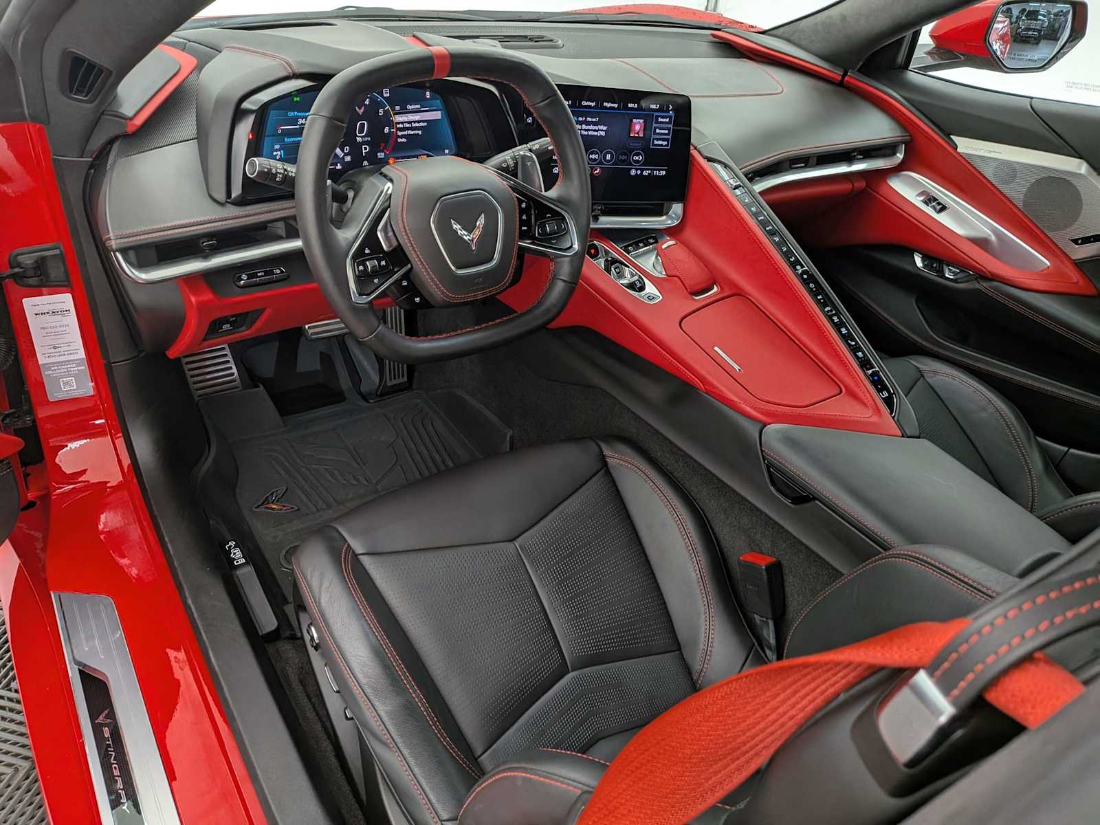 2022 Chevrolet Corvette Stingray 3LT photo 2