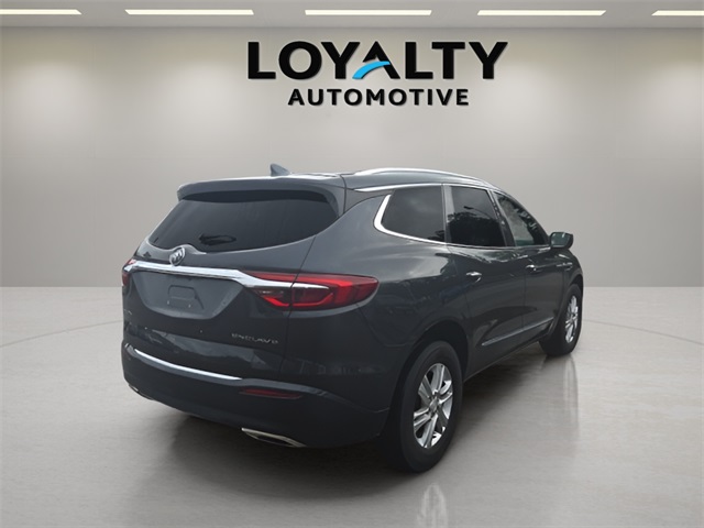 2018 Buick Enclave Essence photo 5