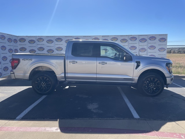 2025 Ford F-150 XLT's photo