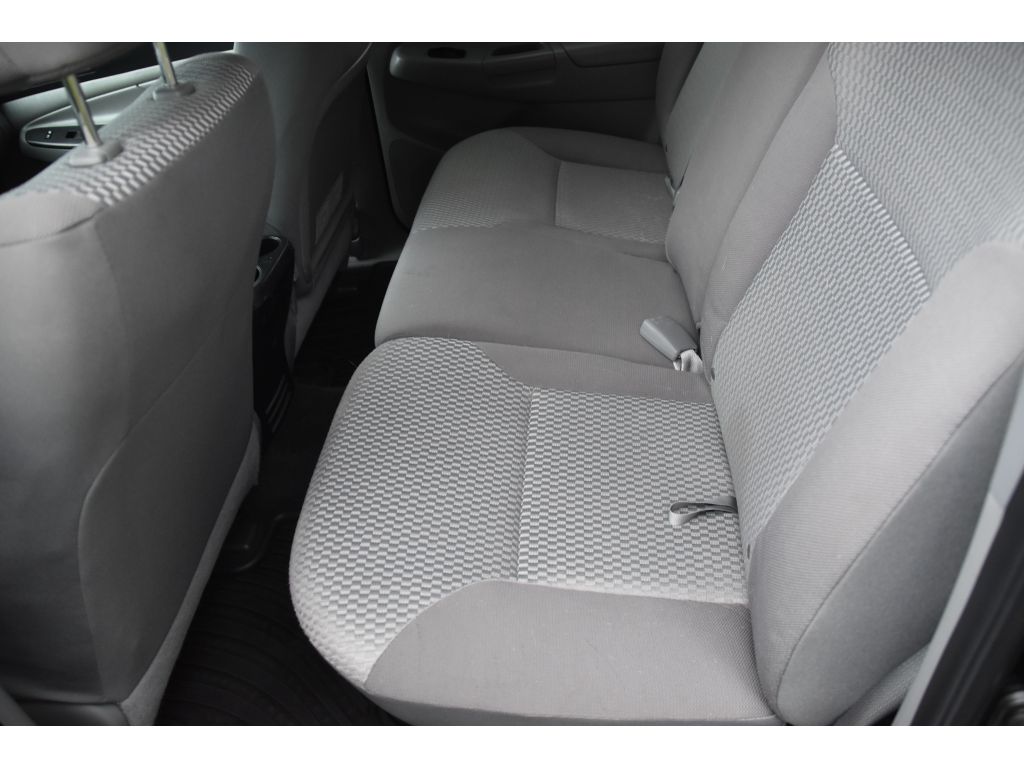 2013 Toyota Tacoma Base V6 4x4 photo 14