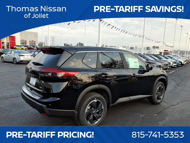 2026 Nissan Rogue SV photo 3