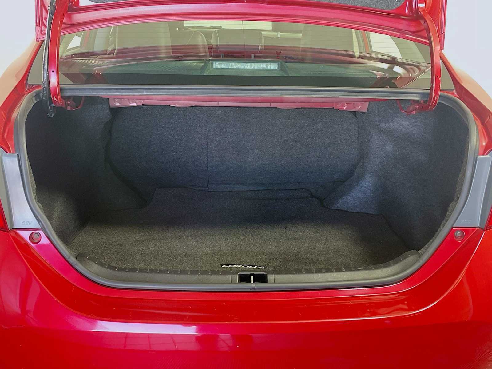 2015 Toyota Corolla Plus photo 22