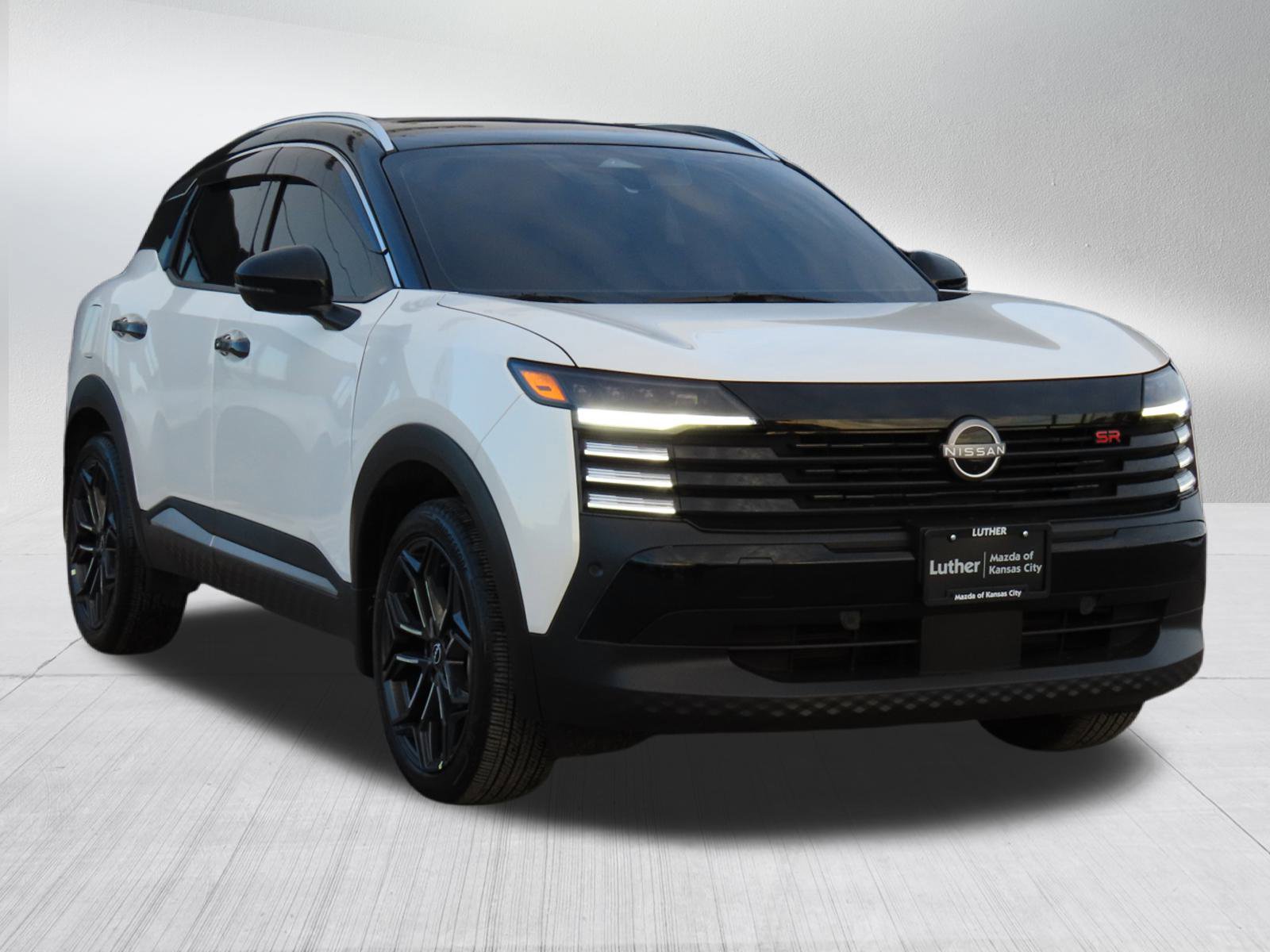 2025 Nissan Kicks SR AWD