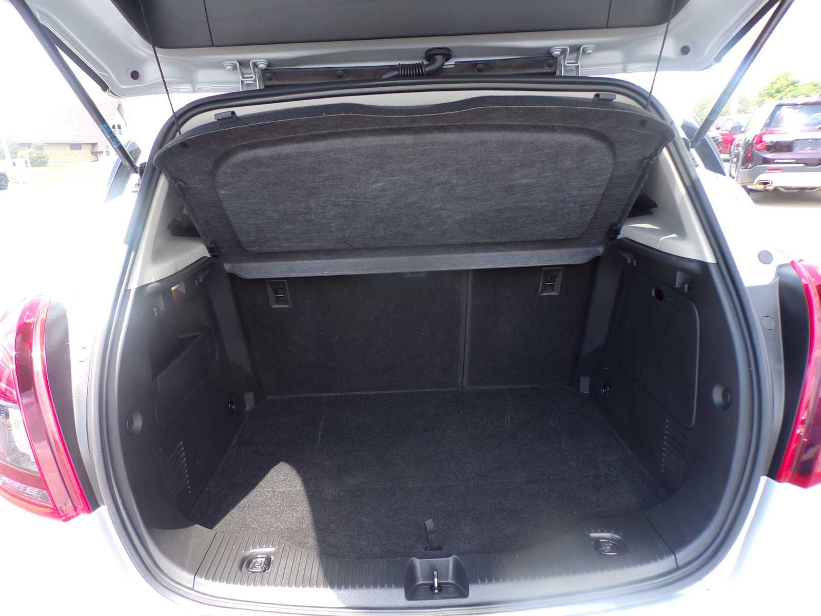 2022 Buick Encore Preferred photo 17