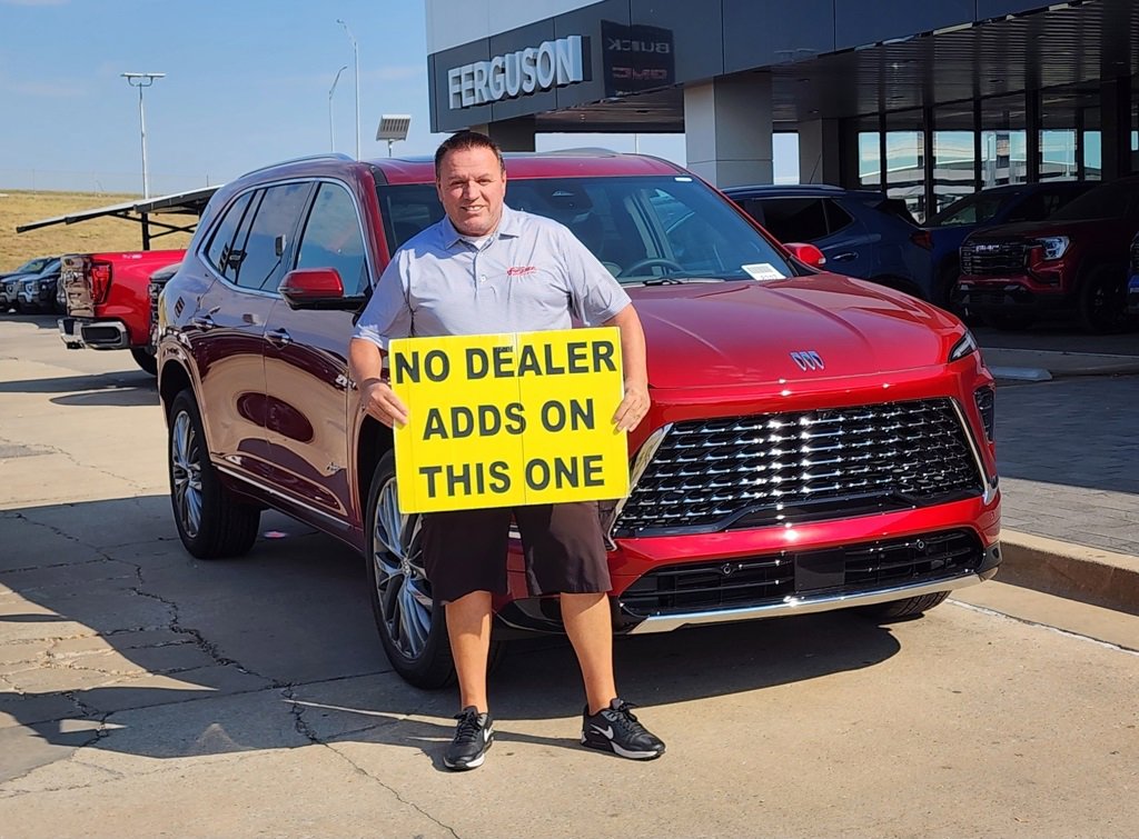 2026 Buick Enclave Avenir's photo