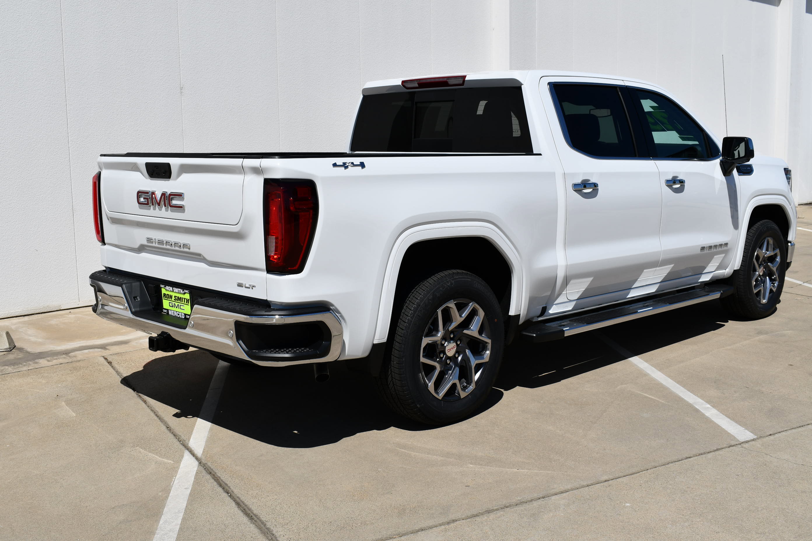 2025 Gmc Sierra 1500 SLT photo 6