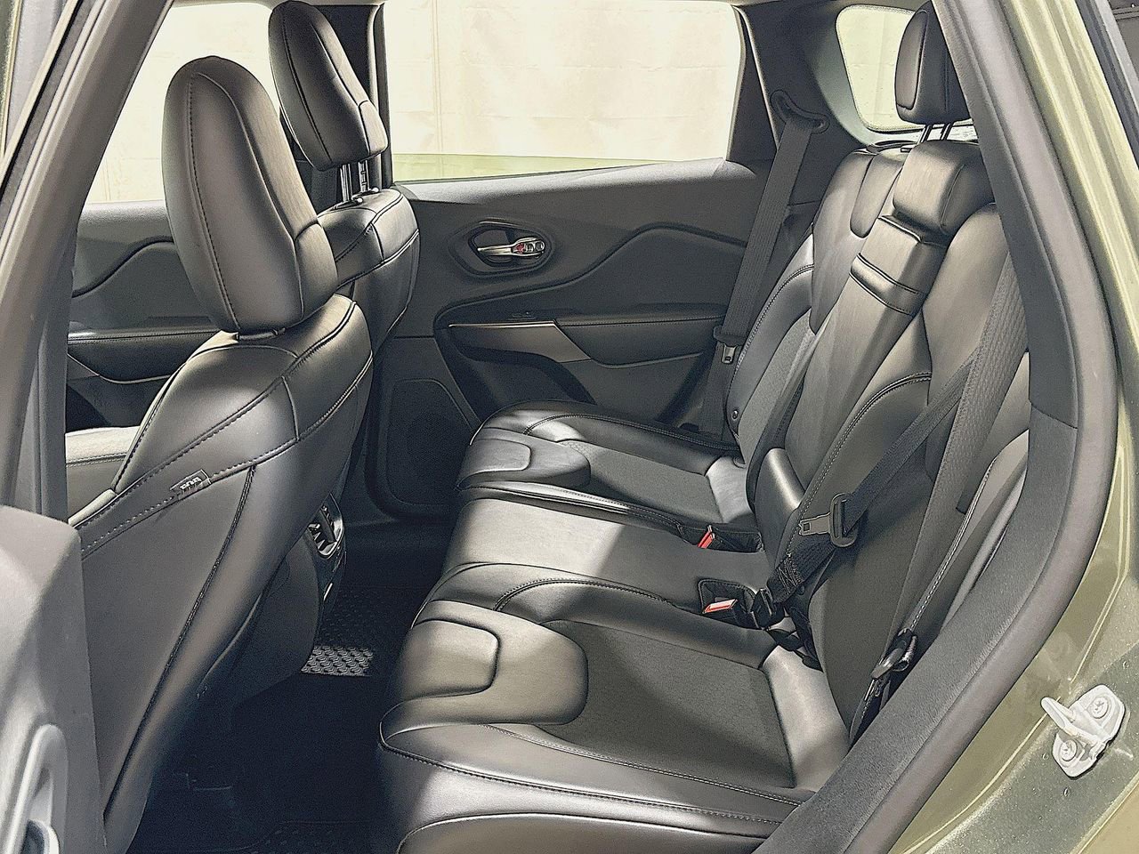 2019 Jeep Cherokee Latitude photo 18