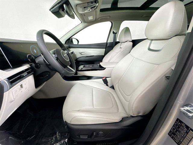 2025 Hyundai Tucson Hybrid Limited photo 2