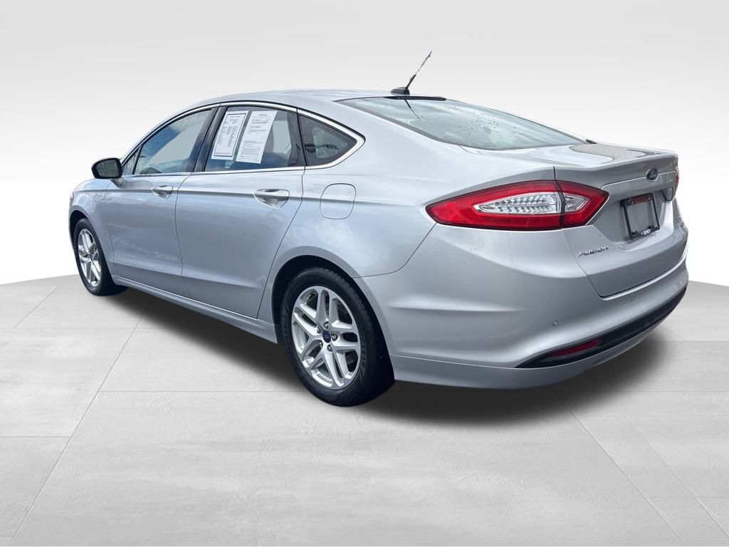 2014 Ford Fusion SE photo 3