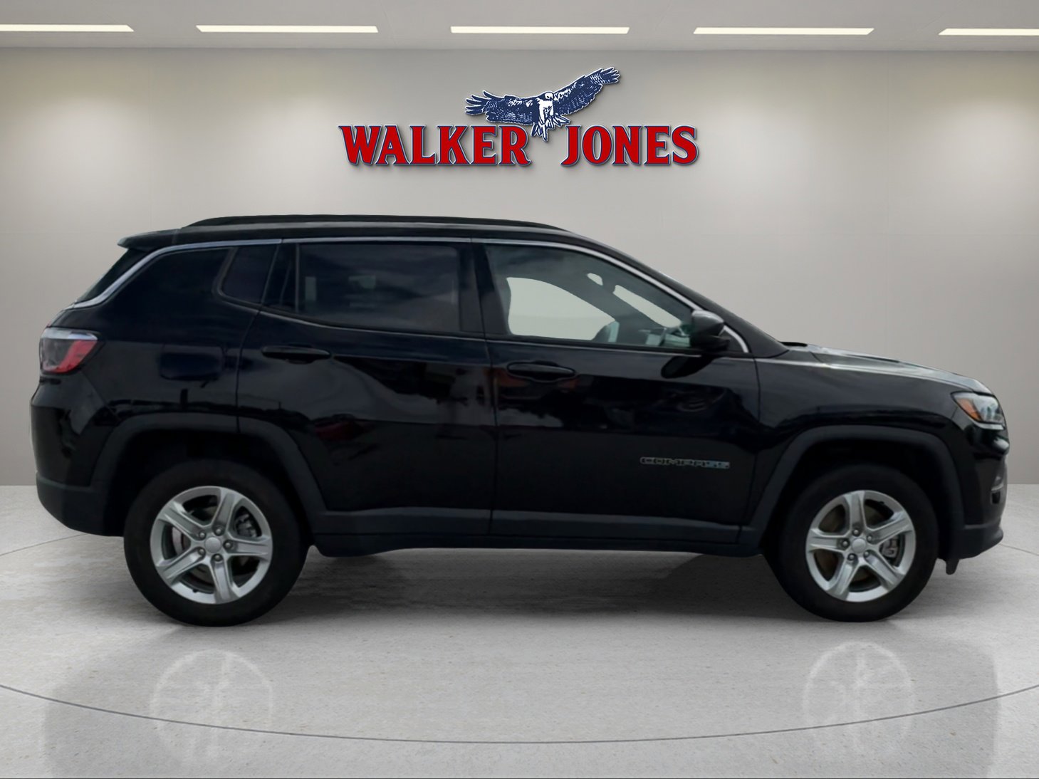 2024 Jeep Compass Latitude photo 2