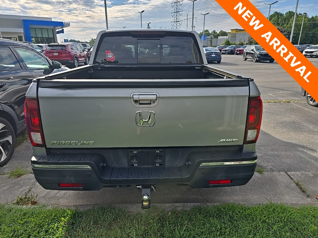 2019 Honda Ridgeline RTL-E photo 3