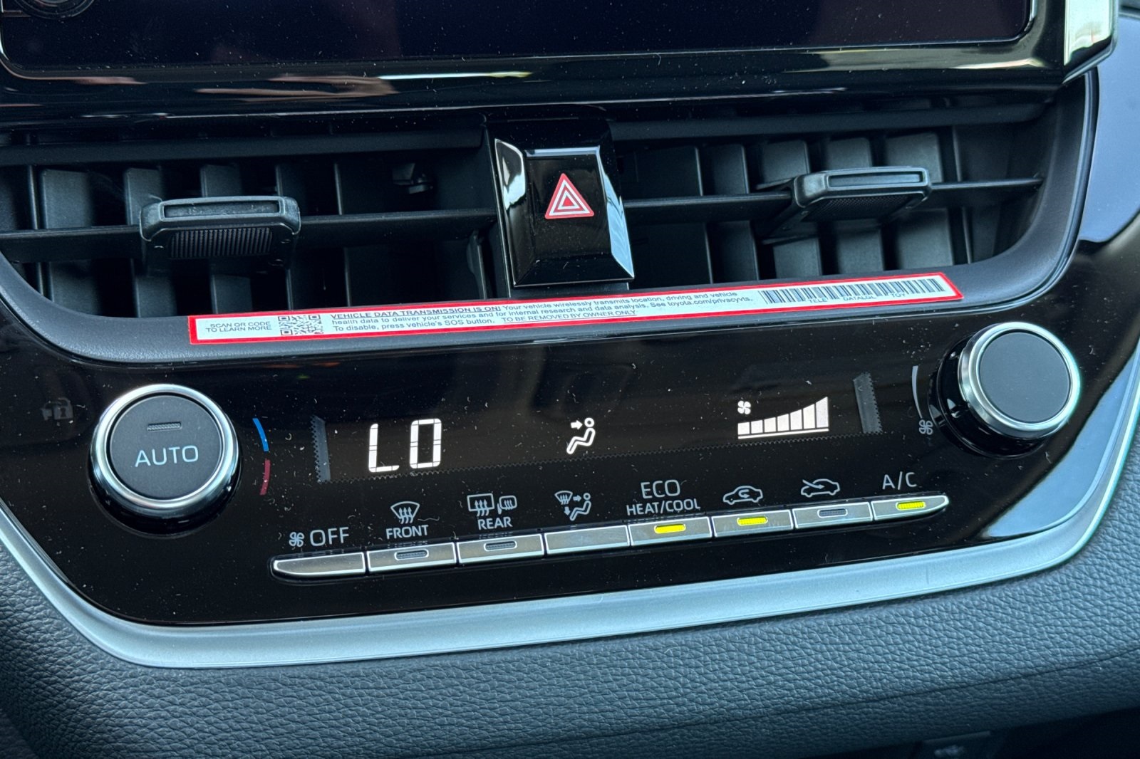 2025 Toyota Corolla LE photo 21