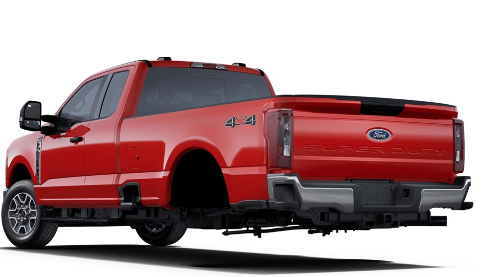 2025 Ford F-350 XLT photo 2
