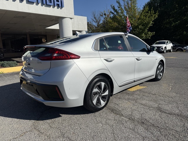 2018 Hyundai Ioniq SEL photo 2