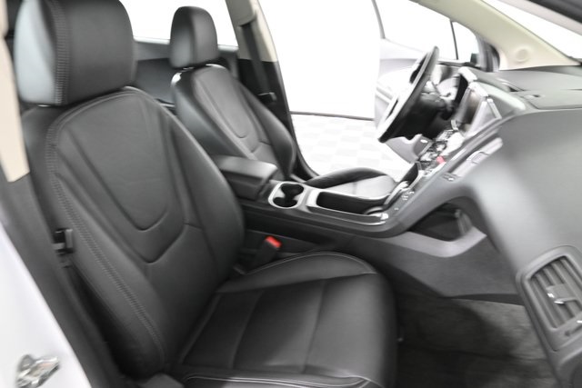 2015 Chevrolet Volt Base photo 8