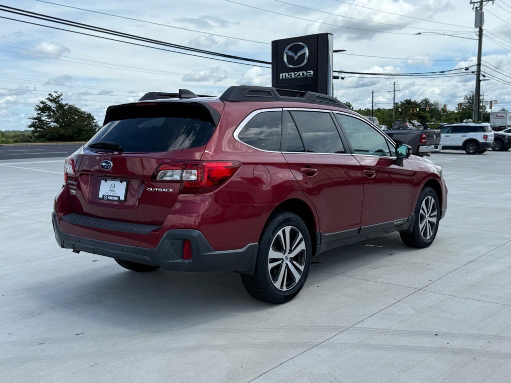 2018 Subaru Outback Limited photo 4