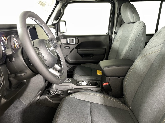 2025 Jeep Gladiator Sport S photo 18