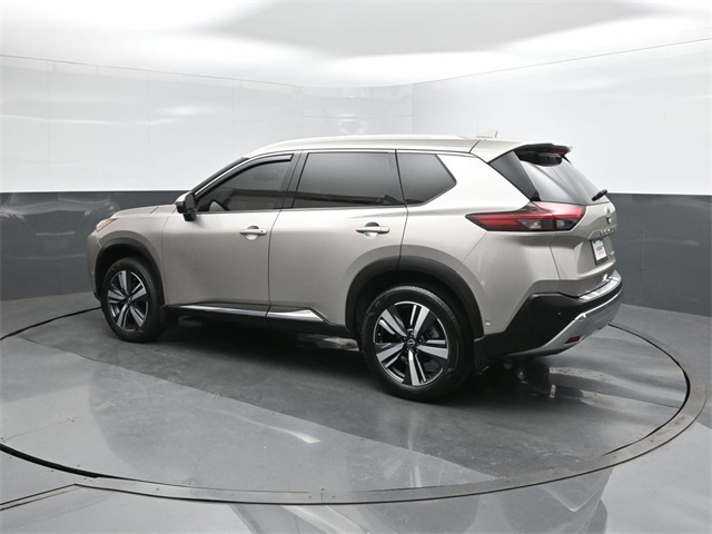 2023 Nissan Rogue Platinum photo 5