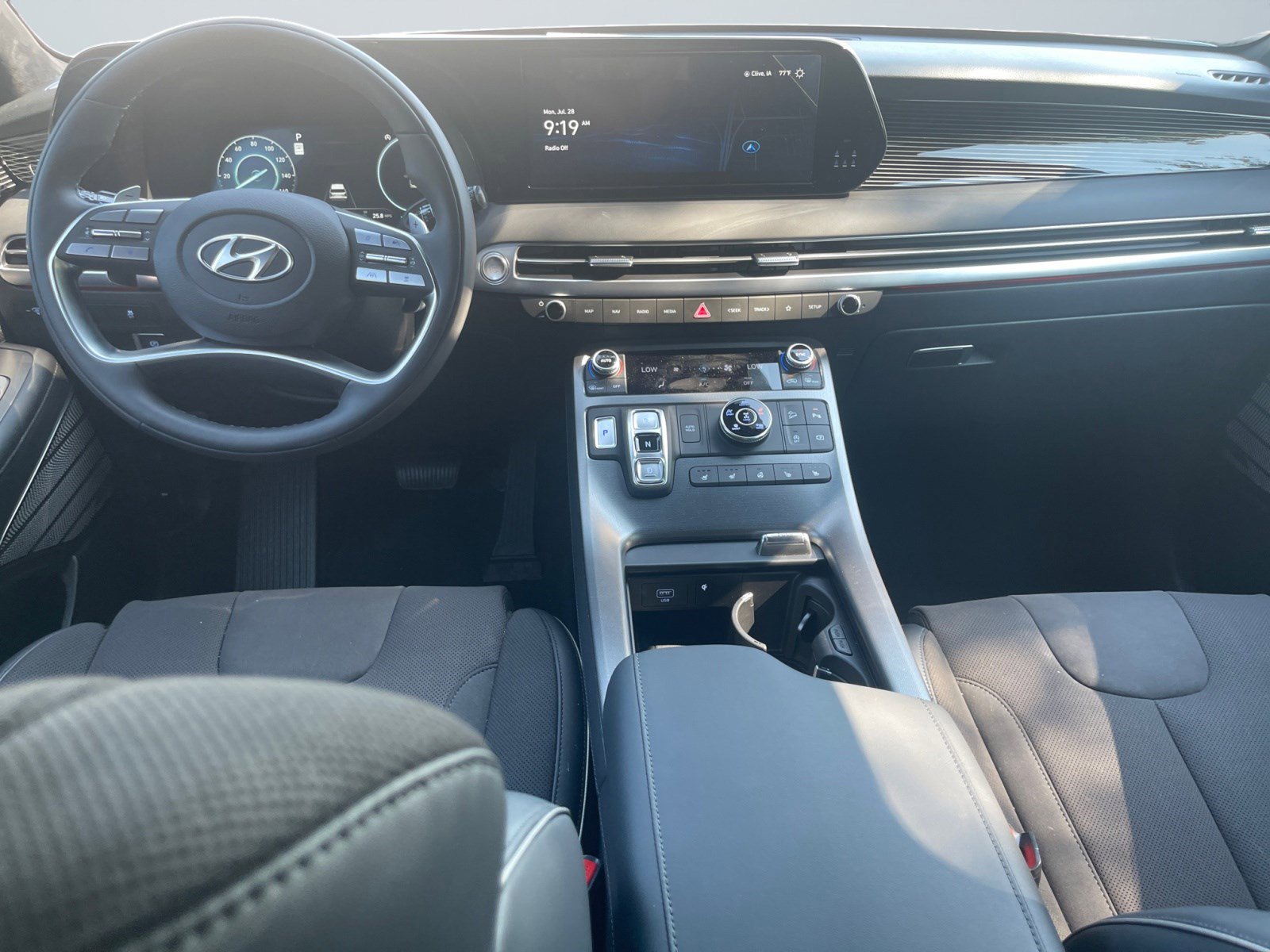 2025 Hyundai Palisade Calligraphy photo 9