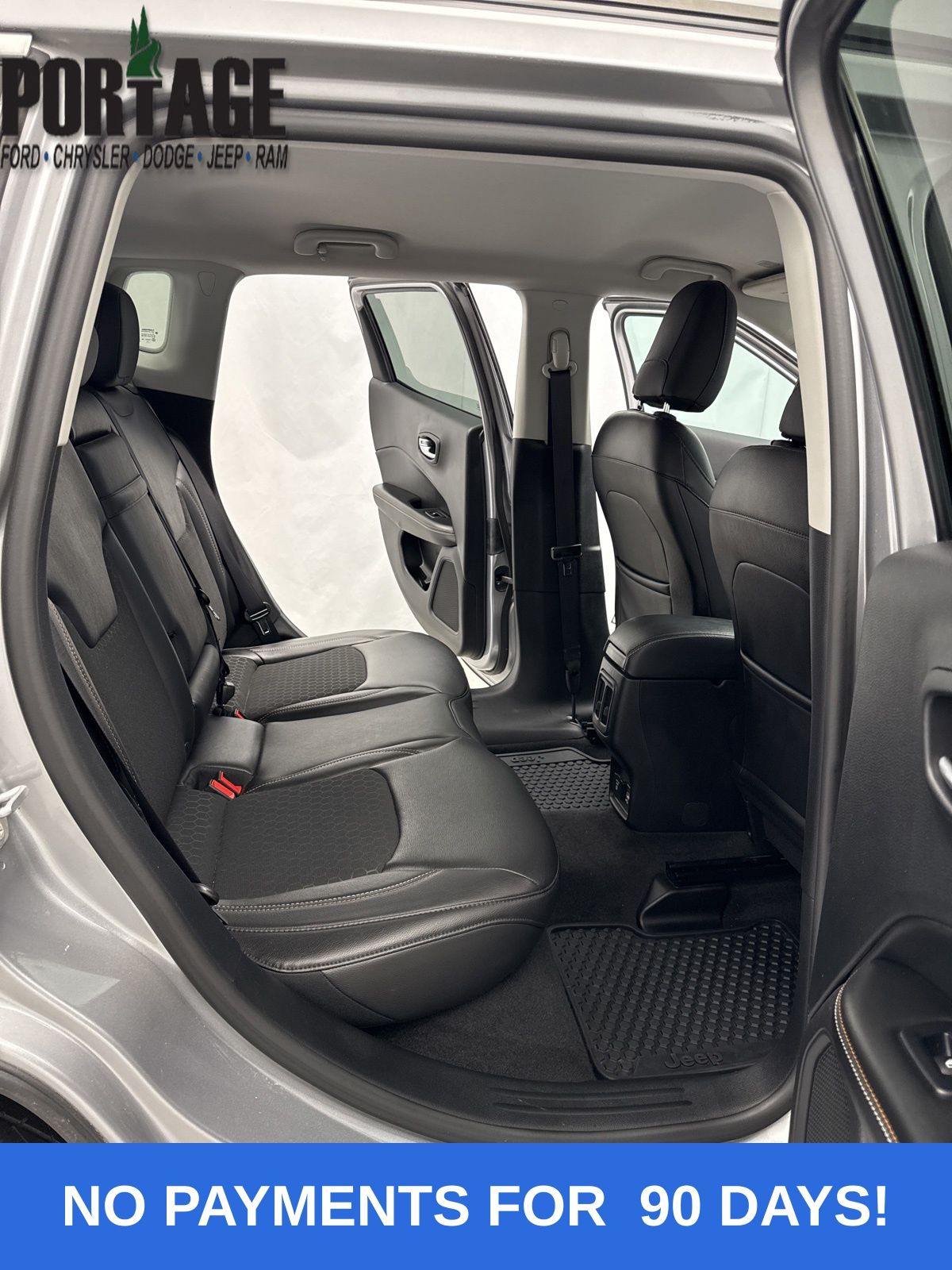 2018 Jeep Compass Latitude photo 23