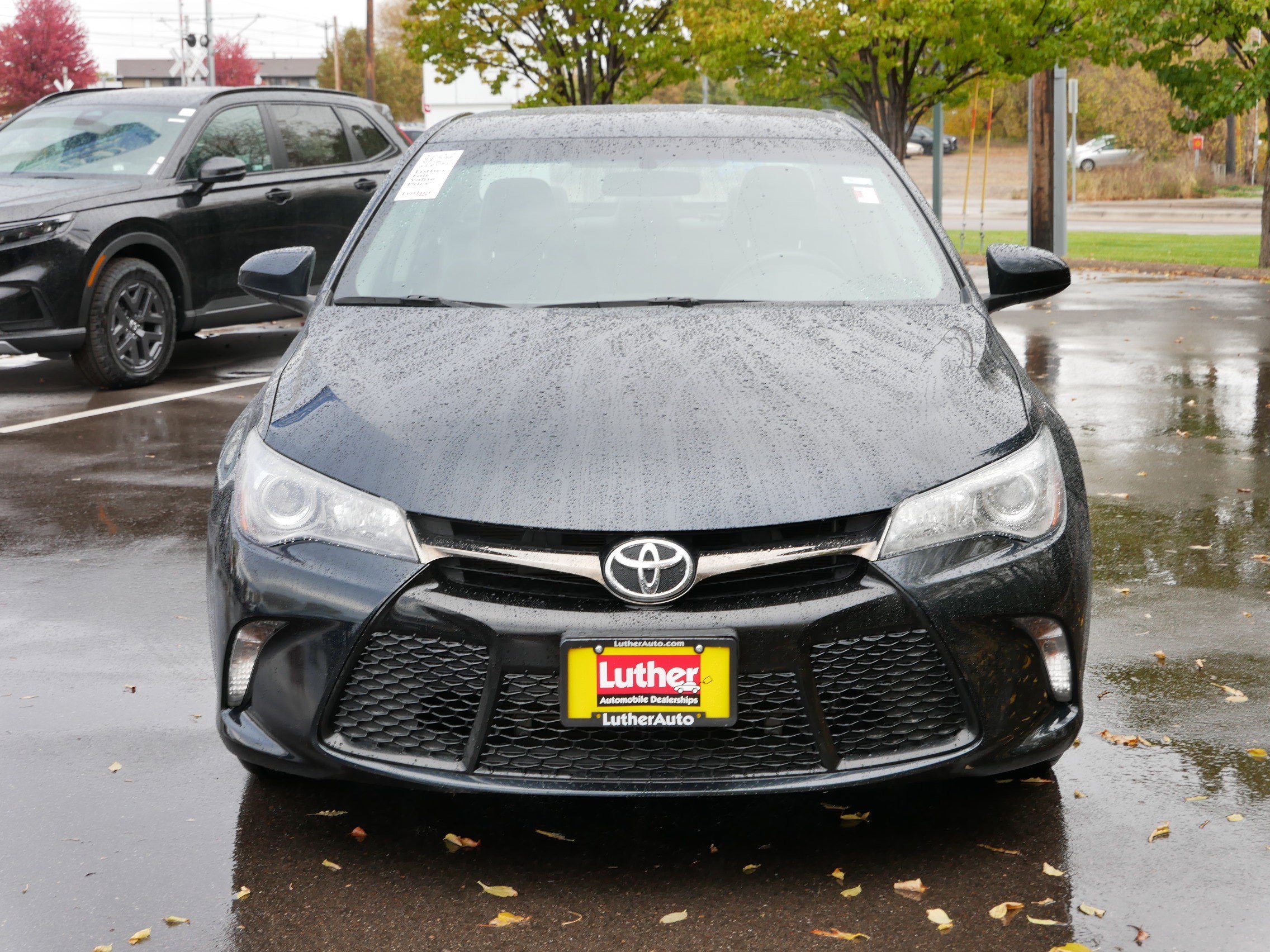 Used 2017 Toyota Camry SE with VIN 4T1BF1FK6HU754364 for sale in Hopkins, Minnesota