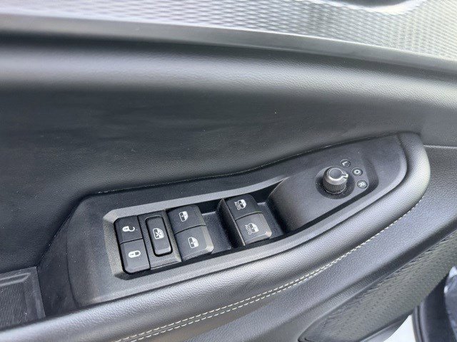 2024 Jeep Grand Cherokee Altitude photo 9
