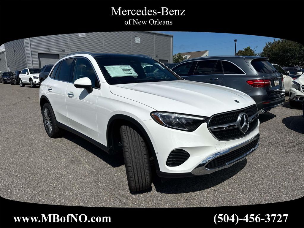 2026 Mercedes-Benz GLC Base's photo