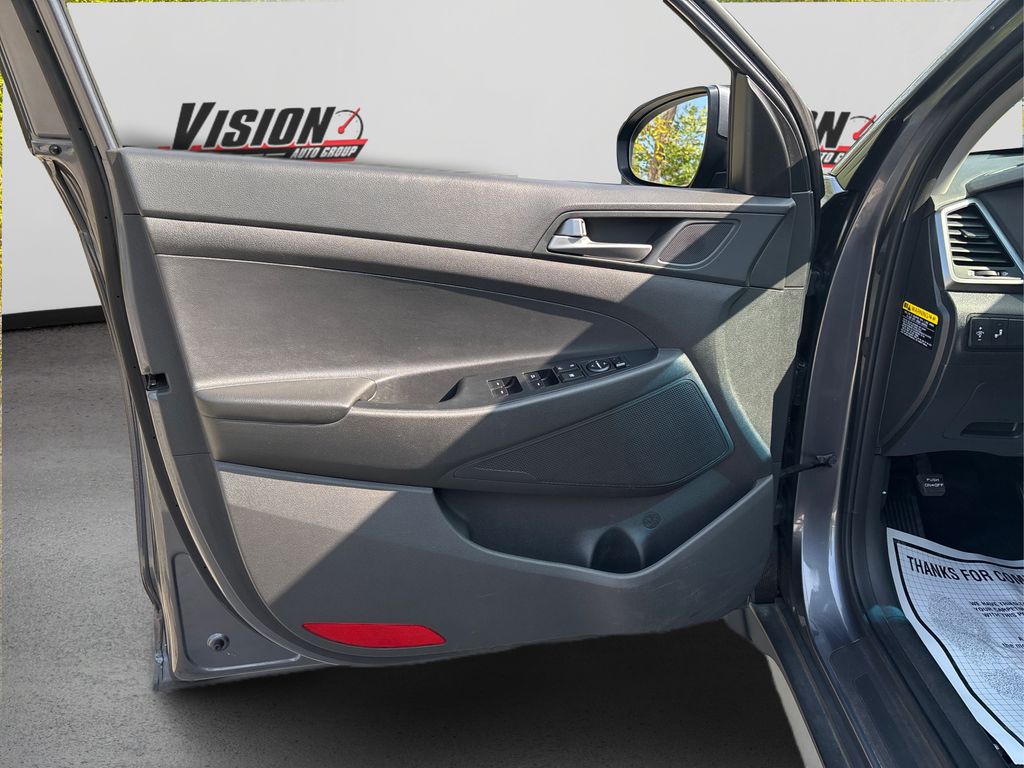 2017 Hyundai Tucson Value photo 23