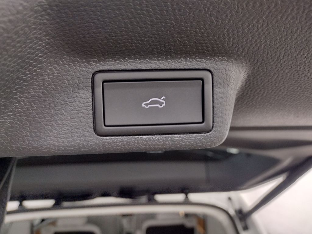 2025 Volkswagen ID. Buzz photo 15