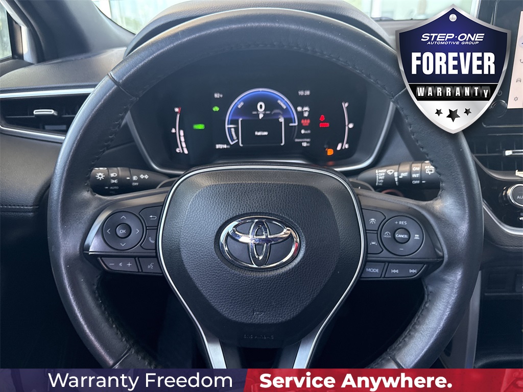 2023 Toyota Corolla Cross Hybrid XSE photo 13